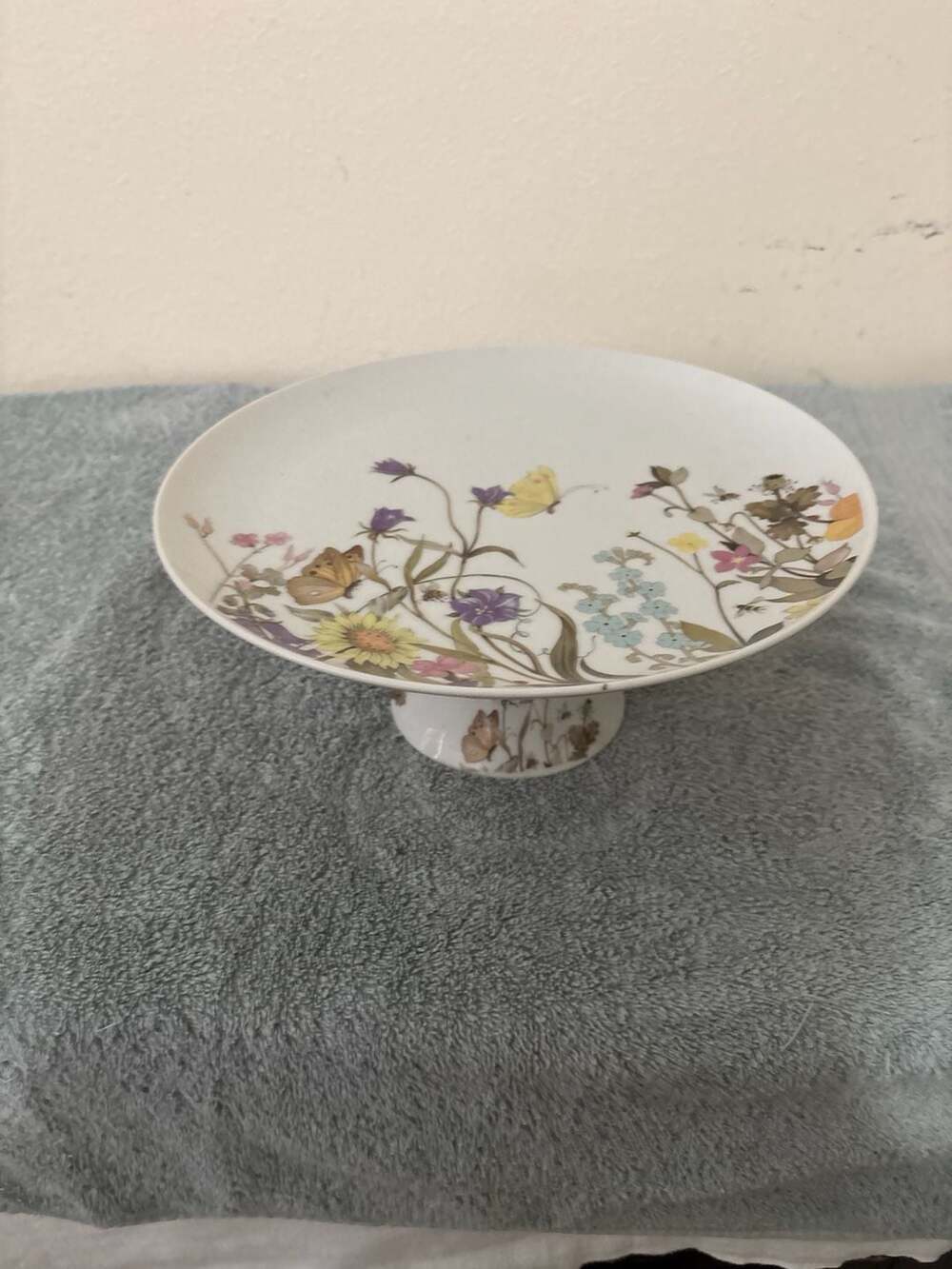 Vintage 1975 Enesco Nature Garden Society Fine China Pedestal Cake Stand